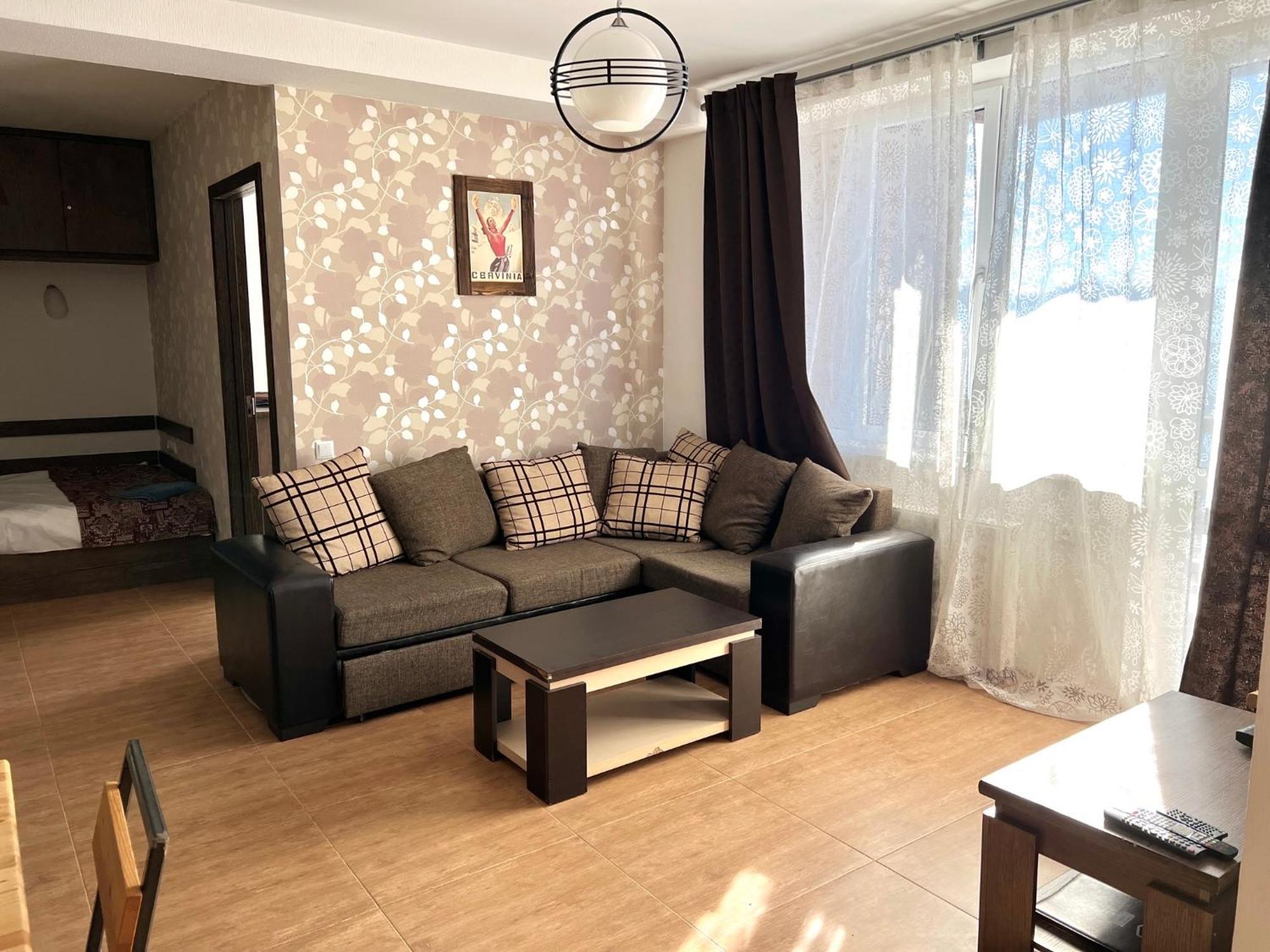 Mountain Cricket Chalets And Apartments גודאורי חדר תמונה