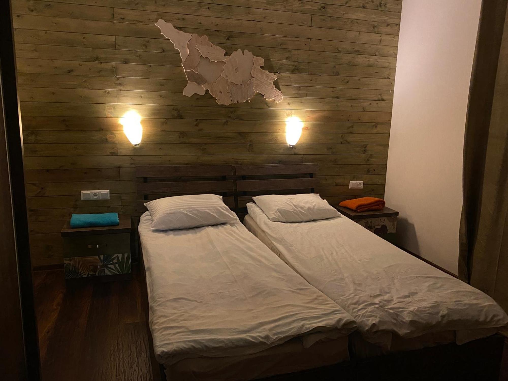 Mountain Cricket Chalets And Apartments גודאורי מראה חיצוני תמונה