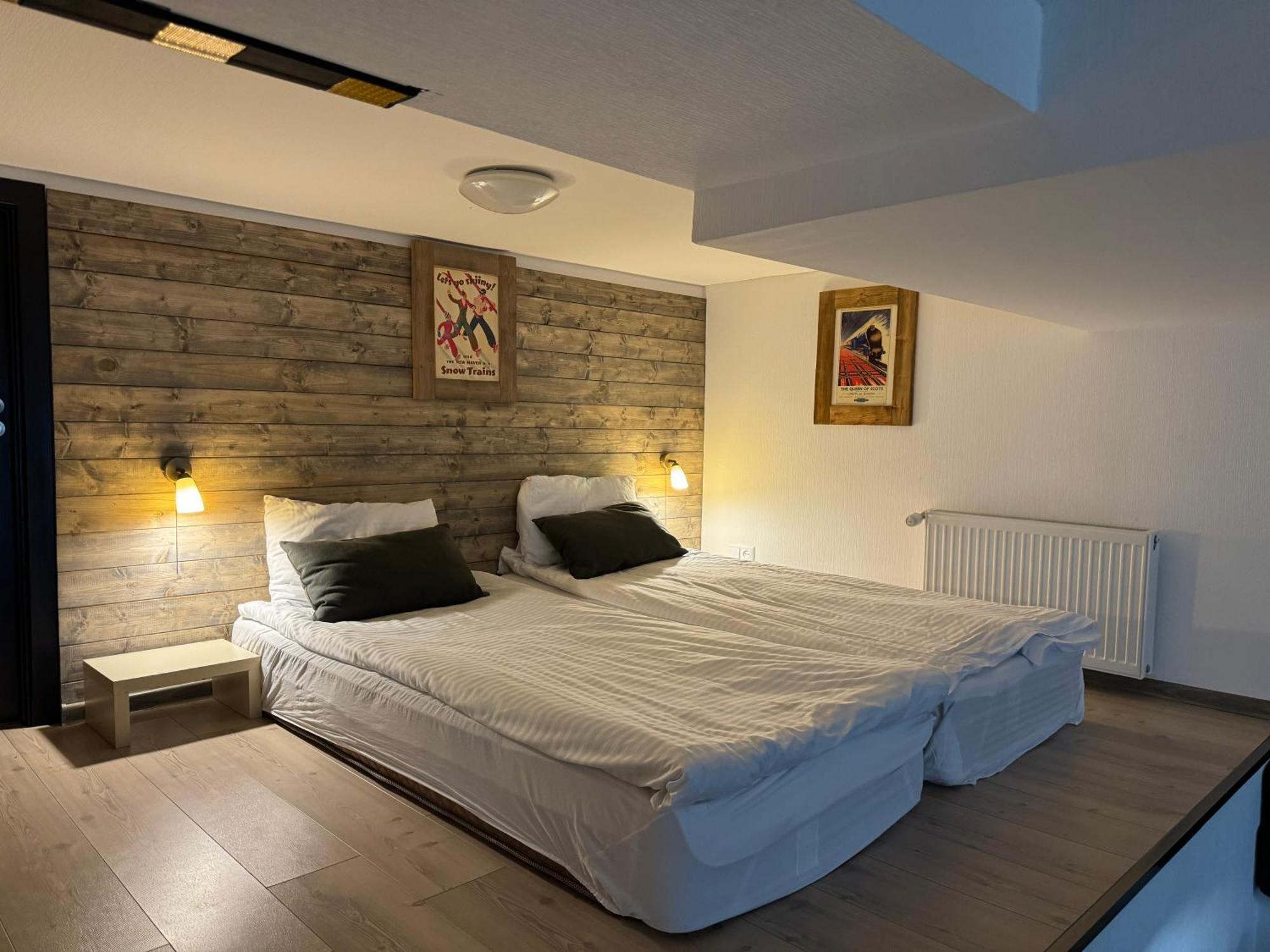 Mountain Cricket Chalets And Apartments גודאורי מראה חיצוני תמונה