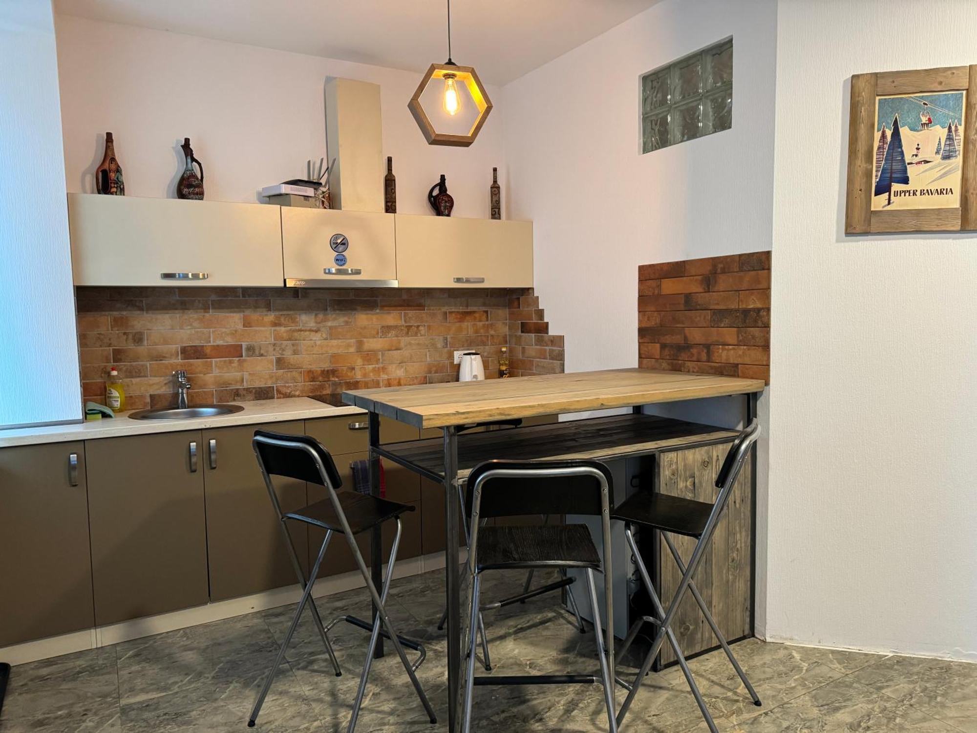Mountain Cricket Chalets And Apartments גודאורי חדר תמונה