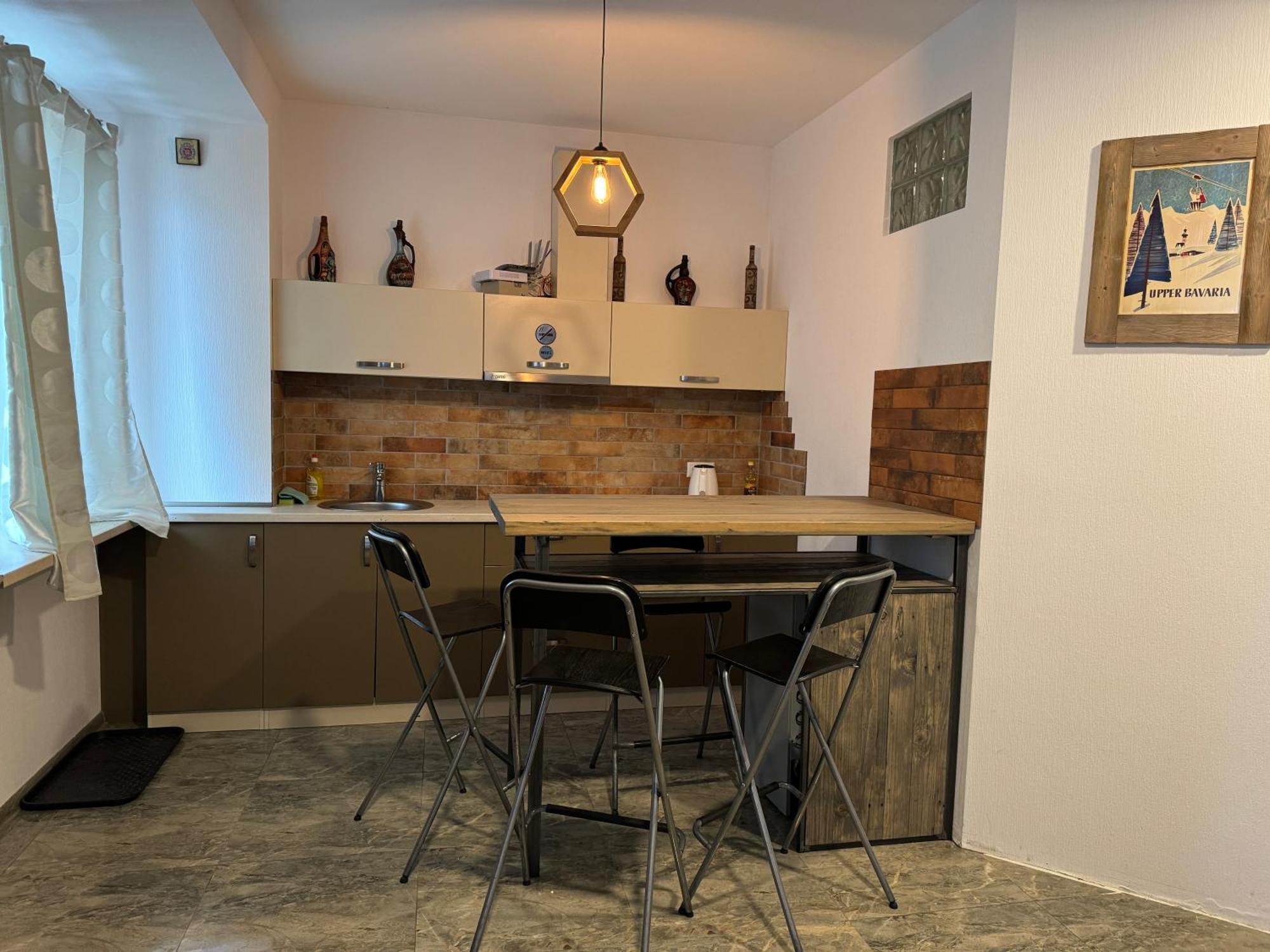Mountain Cricket Chalets And Apartments גודאורי חדר תמונה